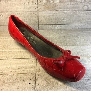 Jessica Simpson Danil Red Diamond Loafers womens 8